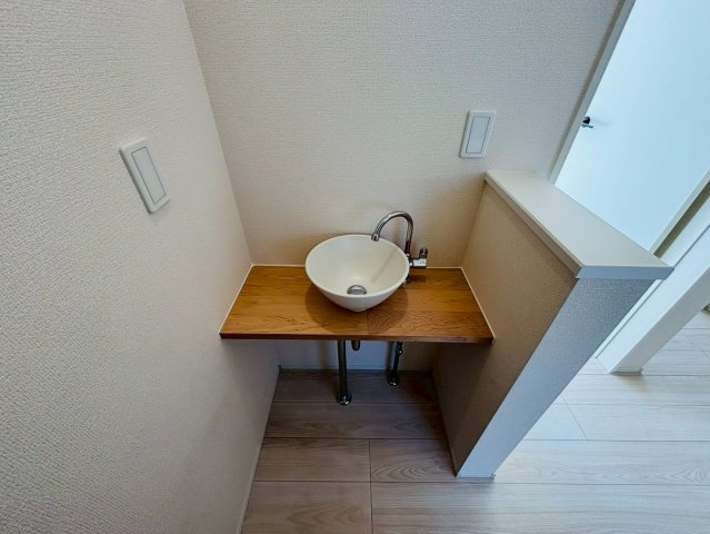 リナージュ／中央区出水6丁目第3期／2号棟の独立洗面台