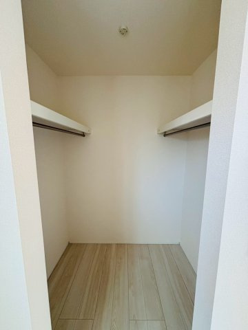 リナージュ／中央区出水6丁目第3期／2号棟の収納