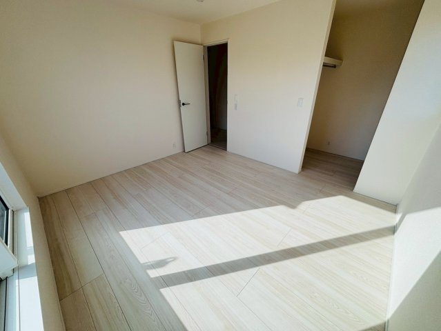 リナージュ／中央区出水6丁目第3期／2号棟の洋室