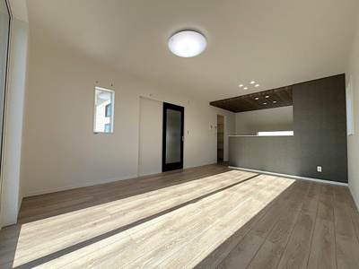 【居間・リビング】