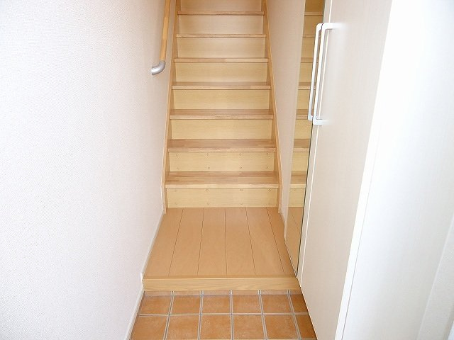 ステラート大塚Ｂの玄関|シンプルで使いやすい玄関です