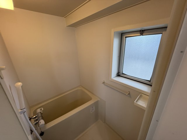 ハイツ最上の浴室