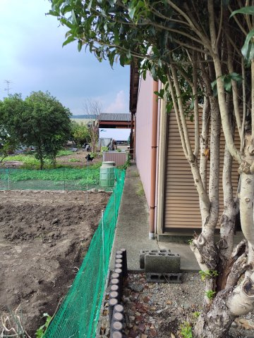 ６４２２６　各務原市蘇原寺島町土地の外観