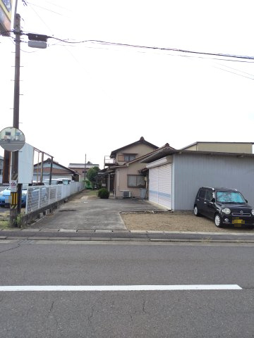 ６４２２６　各務原市蘇原寺島町土地の外観