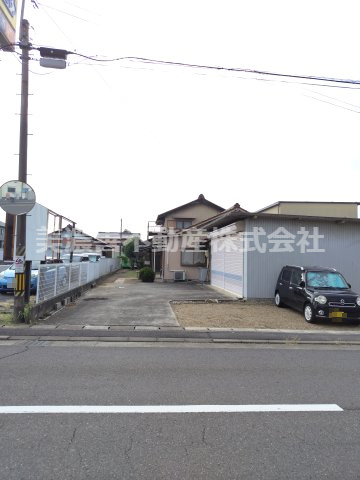 ６４２２６　各務原市蘇原寺島町土地の外観