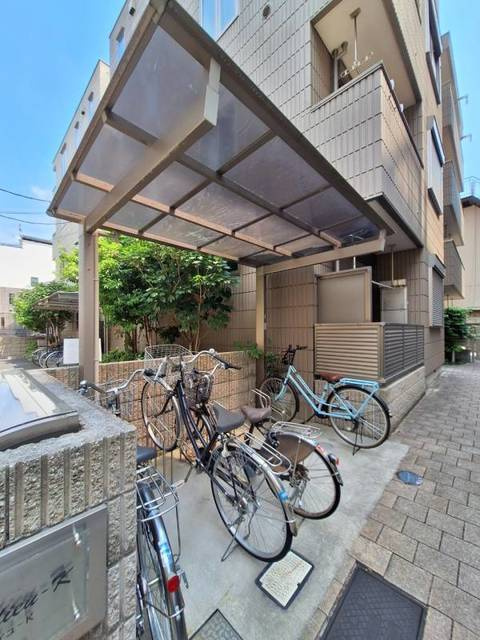 サン　アディュ・Ｋのその他共用部分|★屋根付き自転車駐輪場★