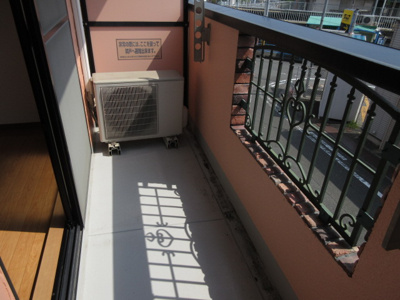 【バルコニー】 | リーフジャルダン総持寺駅前