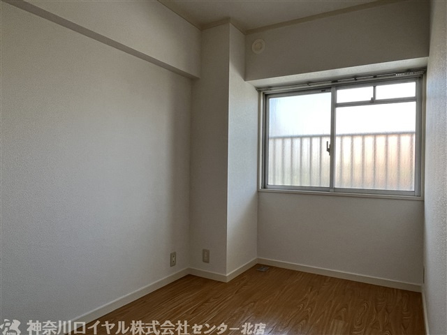 【寝室】