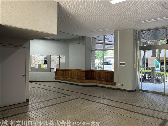 【ロビー】