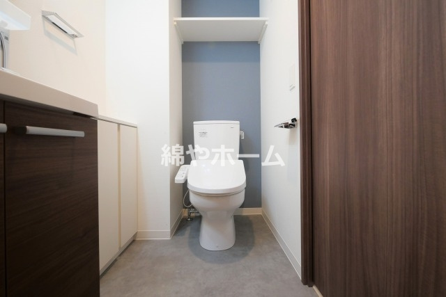 ワールドアイ大阪城EASTアドバンスのトイレ|シンプルで使いやすいトイレです