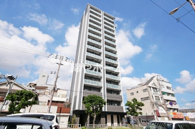 ワールドアイ大阪城EASTアドバンスの外観|きれいな外観です