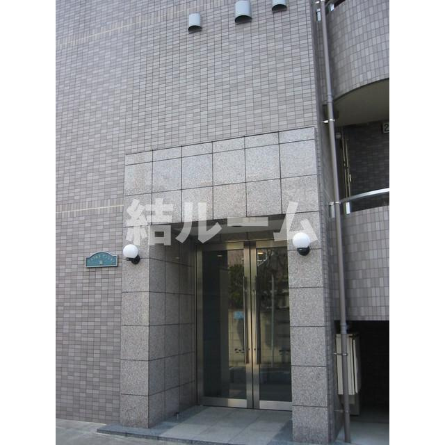 練馬区練馬１丁目の賃貸マンションのエントランス