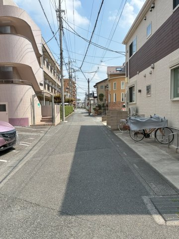 【前面道路含む現地写真】の画像