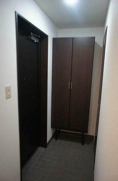 ロイヤル　トーリータワーズの玄関