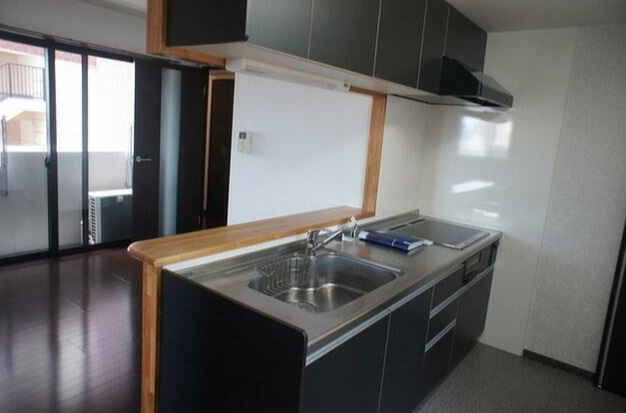 ロイヤル　トーリータワーズのキッチン