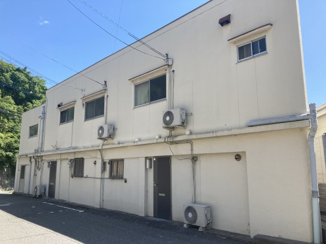 丸山町　三角ハイツ（倉庫）の外観|おしゃれな外観です