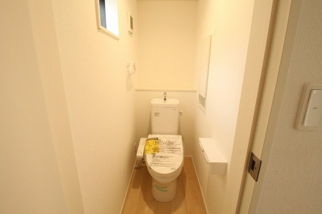 中須賀町　新築戸建　1号棟（第2）のトイレ|1F