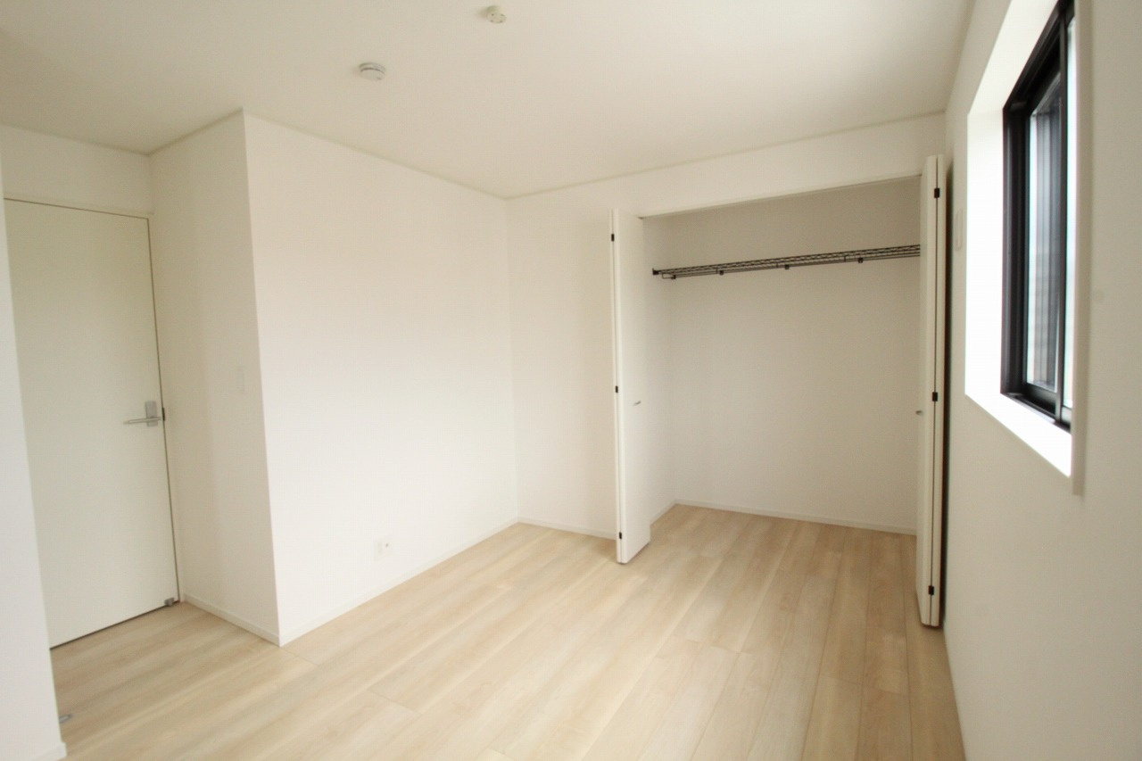 中須賀町　新築戸建　1号棟（第2）の収納|2F　西の部屋　6.5帖
