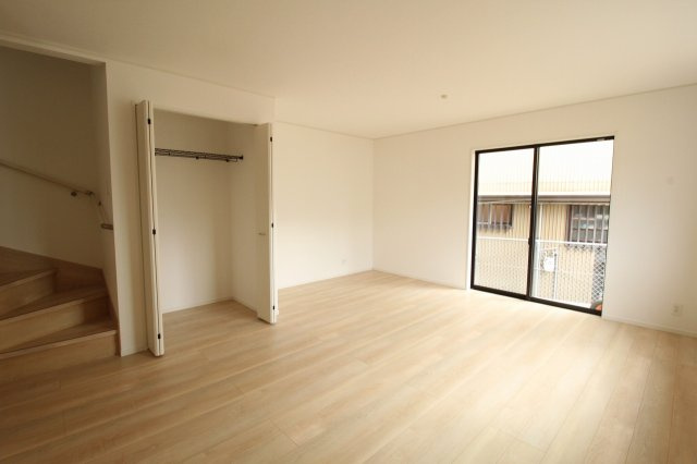 中須賀町　新築戸建　1号棟（第2）の居間・リビング|LDK　17.5帖