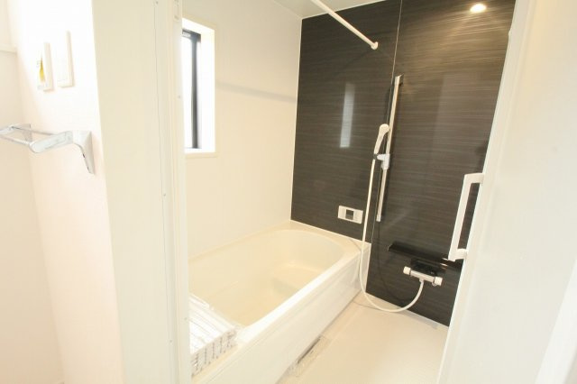 中須賀町　新築戸建　1号棟（第2）の浴室