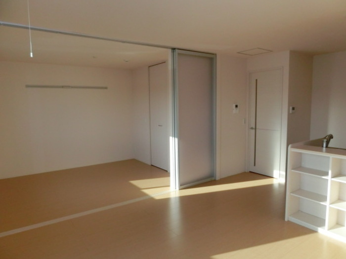 サニースワンⅡの寝室|室内全景