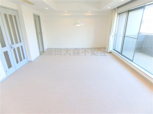 パークハウス多摩川南五番館の居間・リビング