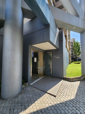 【エントランス】 | ＡｃｉｔｙヒルズアリーナⅢ番館 | ＡｃｉｔｙヒルズアリーナⅢ番館