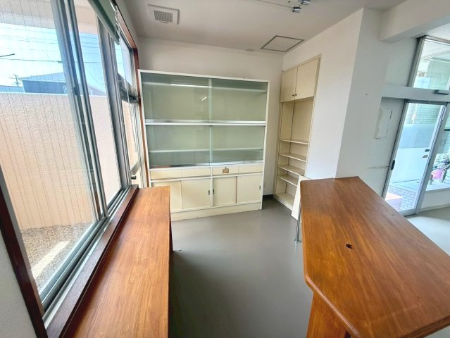 蒲郡市三谷町東前貸店舗・事務所の内装