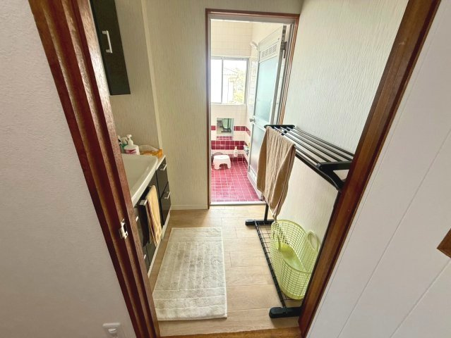 蒲郡市三谷町東前貸店舗・事務所の内装