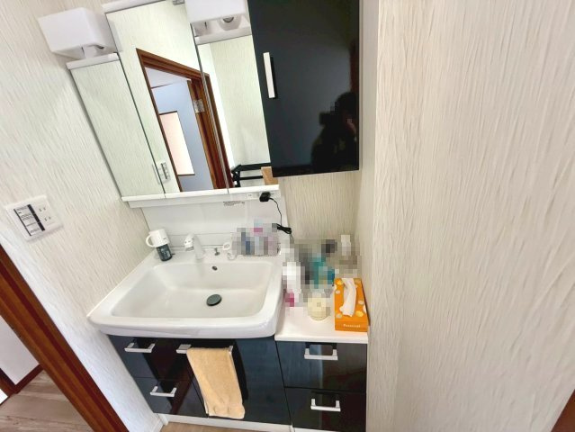 蒲郡市三谷町東前貸店舗・事務所の洗面所