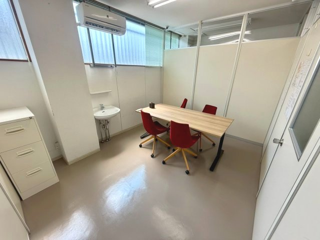 蒲郡市三谷町東前貸店舗・事務所の内装