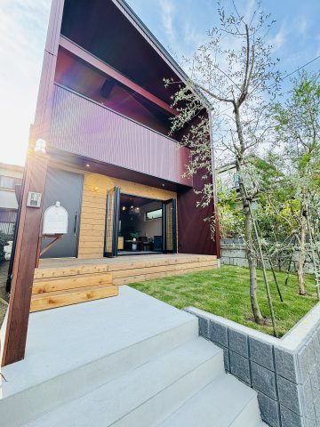 Wood × Light × Freedom B棟 ― 西鎌倉キャビンスタイルの外観