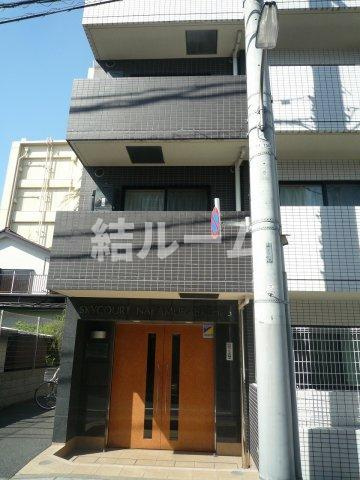 練馬区中村北２丁目の賃貸マンションのエントランス
