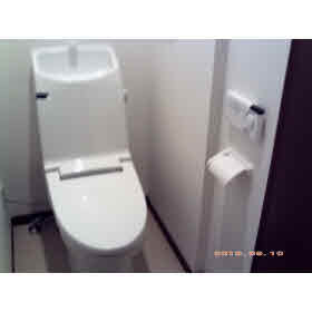 ニューナイスマンションのトイレ|コンパクトで使いやすいトイレです