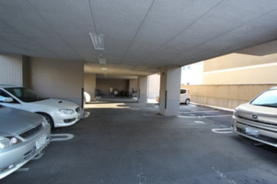 【駐車場】 | エクセルフラッツ