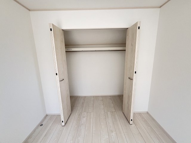 【収納】 | 福岡市東区香住ヶ丘5丁目第1　A号棟（全6棟）【仲介手数料無料・0円】 | 施工例。施工例は完成時と異なる場合があります。