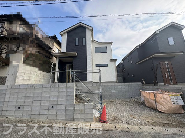 【外観】 | 福岡市東区香住ヶ丘5丁目第1　A号棟（全6棟）【仲介手数料無料・0円】 | 完成イメージの外観パースです。