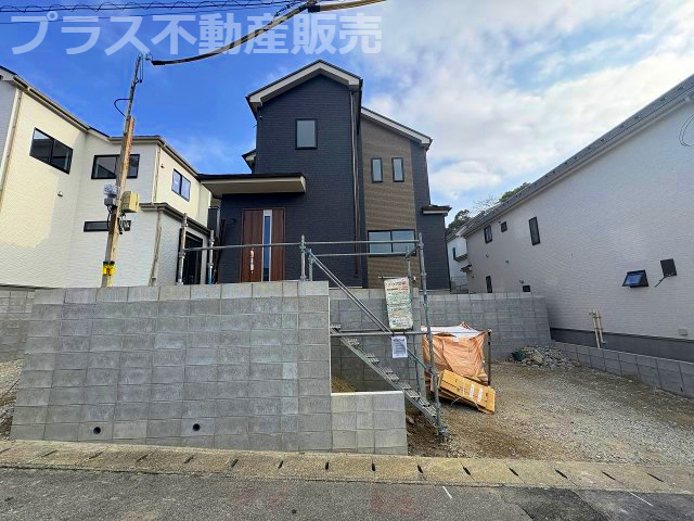 【外観】 | 福岡市東区香住ヶ丘5丁目第1　C号棟（全6棟）【仲介手数料無料・0円】 | 完成イメージの外観パースです。