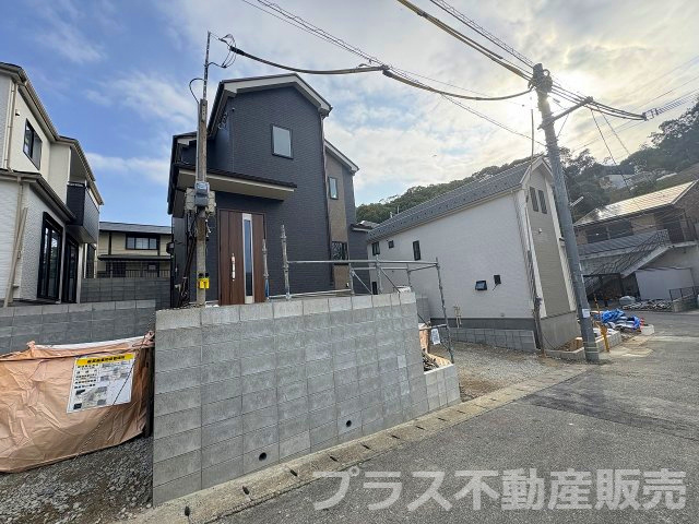 【外観】 | 福岡市東区香住ヶ丘5丁目第1　C号棟（全6棟）【仲介手数料無料・0円】 | 現地写真。プラス不動産販売なら、現場の全ての棟をまとめてご見学頂けます。