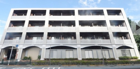Win Bell 仙川の外観