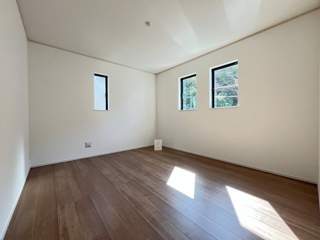 【寝室】 | 福岡市東区香住ヶ丘5丁目第1　E号棟（全6棟）【仲介手数料無料・0円】 | 施工例。施工例は完成時と異なる場合があります。