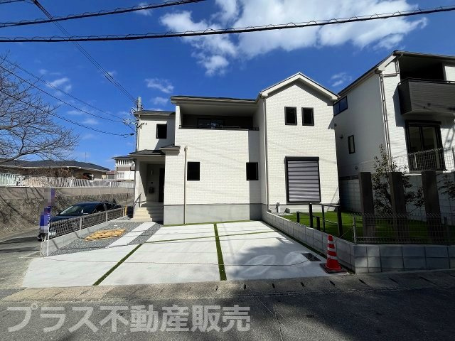 【外観】 | 福岡市東区香住ヶ丘5丁目第1　E号棟（全6棟）【仲介手数料無料・0円】 | 完成イメージの外観パースです。