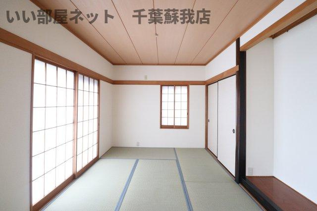 ちはら台南貸家の和室|和室がひろがる居住スペース