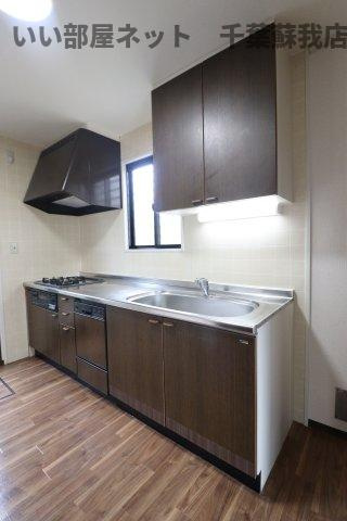 ちはら台南貸家のキッチン|使いやすいキッチンです