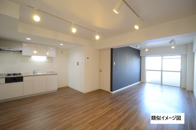 エクセントビル石川の居間・リビング