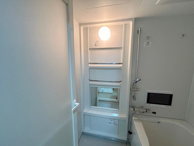 アーバンフラッツ西中島の浴室