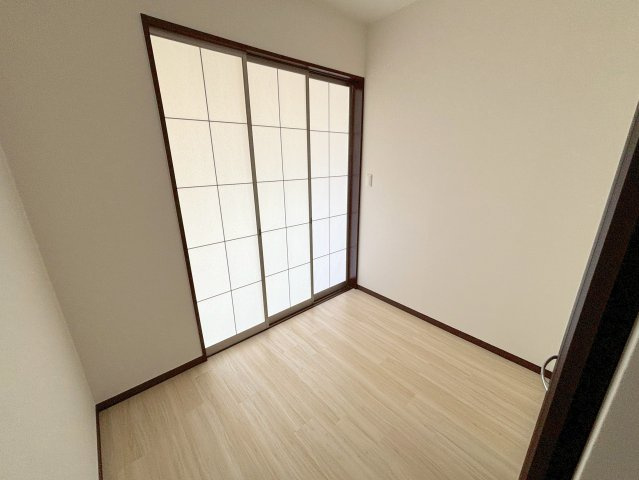 アーバンフラッツ西中島の寝室