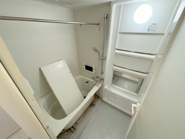 アーバンフラッツ西中島の浴室