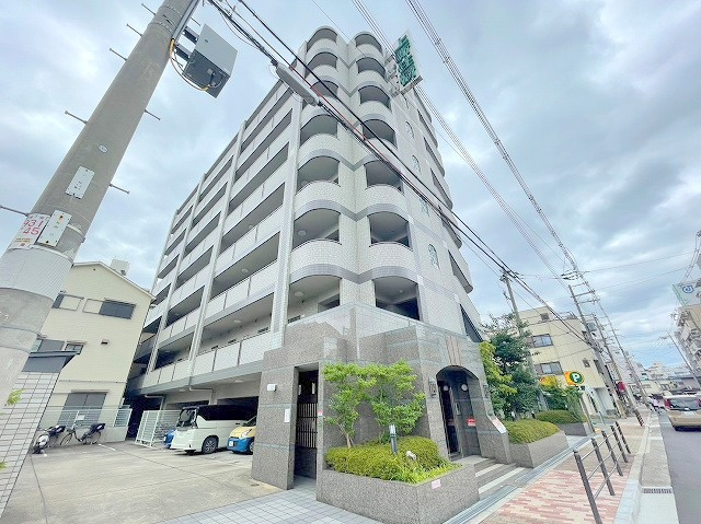 エクセレント上新11の外観