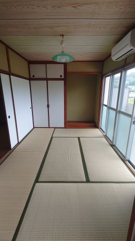 ヒロコーポの和室